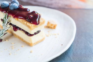 yaban mersini peynirli kek