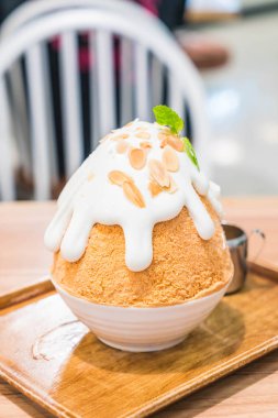 süt çay buz tıraş (bingsu) 