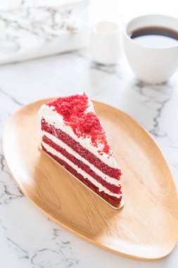 Kırmızı kadife kek.