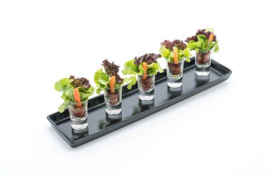 pastırma ile salata rulo