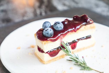 yaban mersini peynirli kek