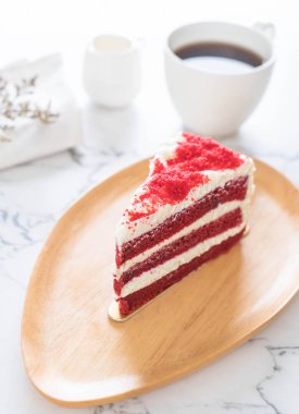 Kırmızı kadife kek.