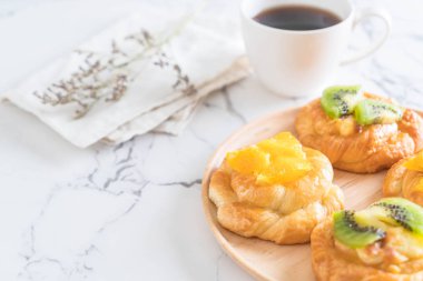 portakal ve kivi pasta