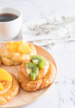 portakal ve kivi pasta