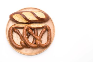 tuzlu kraker ve düz laugan ekmek 