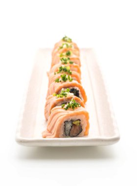 ızgara somon suşi roll - Japon gıda tarzı