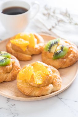 portakal ve kivi pasta