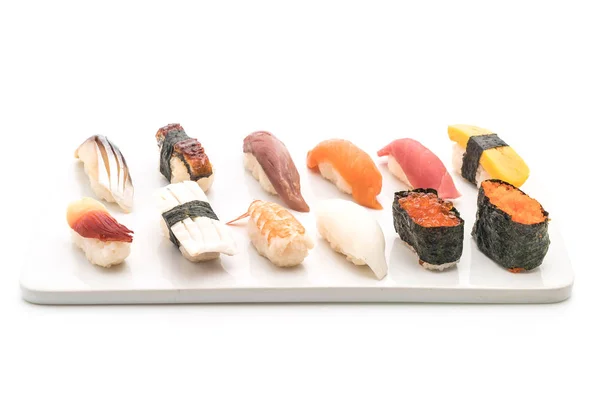 Karışık sushi nigiri - Japon gıda tarzı — Stok fotoğraf