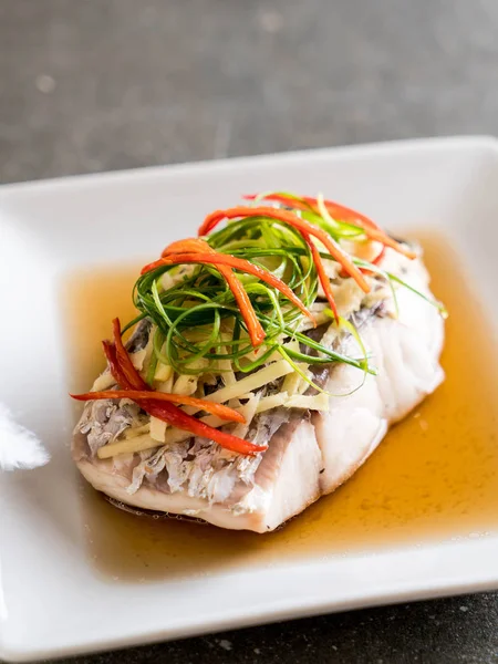 soya sosu Snapper balık buğulama