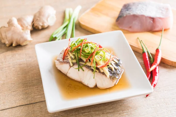 soya sosu Snapper balık buğulama