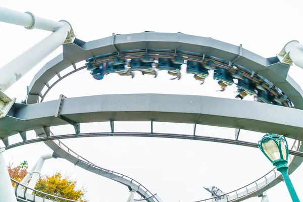 Osaka, Japan - Nov 21 2016: Roller coaster in Universal Studios — Stockfoto