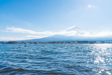 Dağ Fuji San Kawaguchiko Gölü.