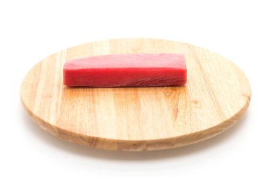 ahşap tahta üzerinde Taze orkinos