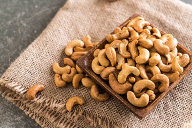 kavrulmuş kaju fıstığı