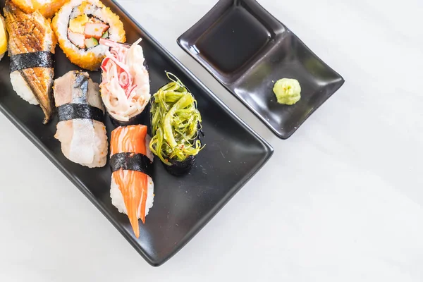 Rulo suşi ve maki