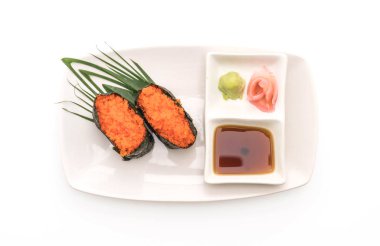 yumurta karides nigiri suşi - Japon gıda tarzı