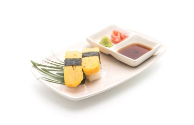 tatlı yumurta nigiri suşi - Japon gıda tarzı