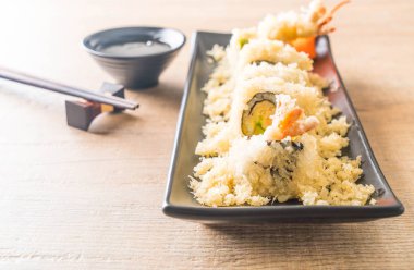 tempura karides suşi roll 