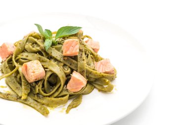 ıspanak fettuccine somon ile