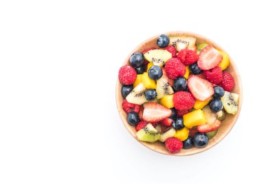 karışık taze meyve (çilek, ahududu, yaban mersini, kivi, mang