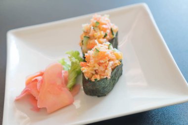 karışık sushi nigiri