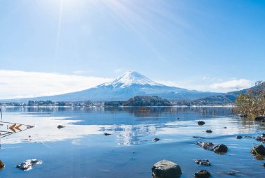 Dağ Fuji San Kawaguchiko Gölü.