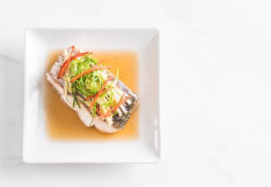 soya sosu Snapper balık buğulama