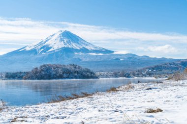 Dağ Fuji San Kawaguchiko Gölü.