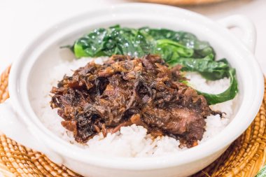 üst pirinç haşlanmış domuz eti