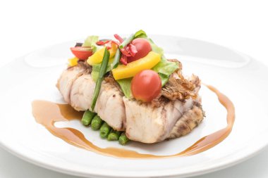 balığı biftek vagetable ile balık