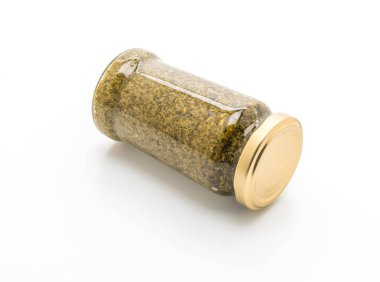 fesleğen pesto kavanoz