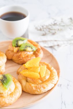 portakal ve kivi pasta