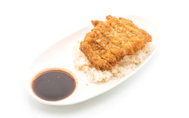 tepesinde pirinç (tonkatsu kızarmış domuz eti)