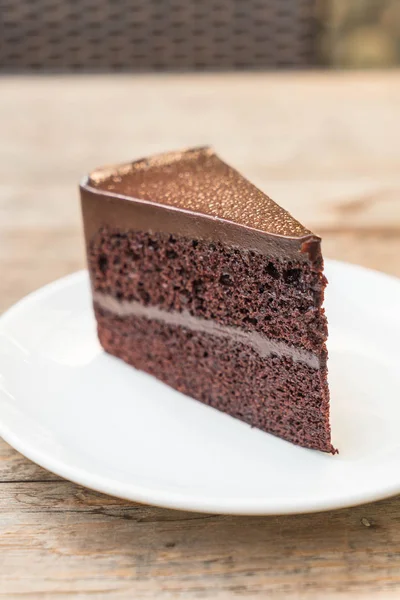 Pastel de chocolate en el plato — Foto de Stock