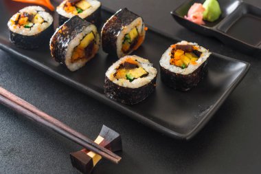 suşi roll - Japon gıda tarzı
