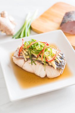 soya sosu Snapper balık buğulama