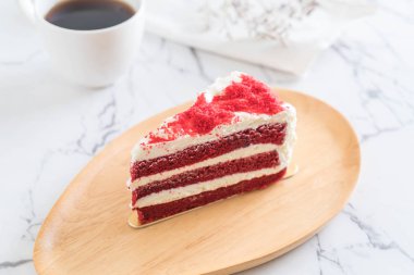 Kırmızı kadife kek.