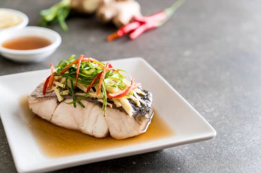 soya sosu Snapper balık buğulama