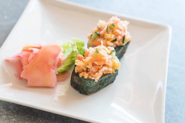 karışık sushi nigiri