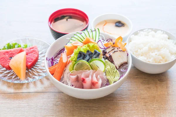 Karışık sashimi seti