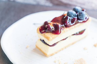 yaban mersini peynirli kek