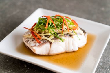 soya sosu Snapper balık buğulama