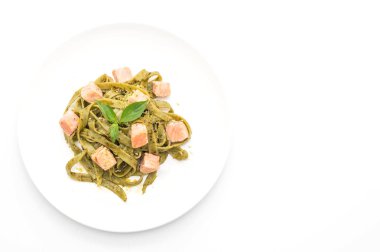 ıspanak fettuccine somon ile