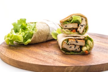 tofu sarma salata rulo