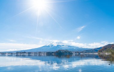 Dağ Fuji San Kawaguchiko Gölü.