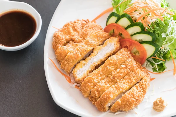 sebze soslu kızarmış pirzola domuz eti