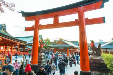 Fushimi Inari Tapınak, Japonya - 2016 Kasım 23: önemli bir Shin olan