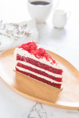 Kırmızı kadife kek.