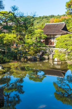 Gümüş Pavilion Ginkakuji Tapınağı'nda güzel mimari