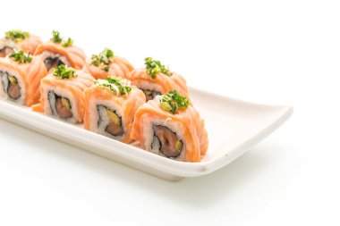 ızgara somon suşi roll - Japon gıda tarzı